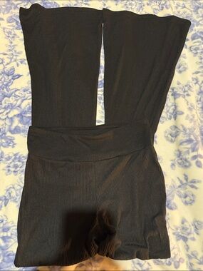 No Boundaries Black Ribbed Flared Leggings